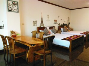 Family Room, Multiple Beds | Desk, blackout curtains, soundproofing, rollaway beds - Yi Home (Tainan)