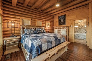 6 bedrooms, iron/ironing board, WiFi