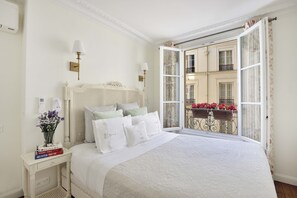 1 غرفة نوم ومكواة/لوح كي وسرير سفر وواي فاي مجانًا