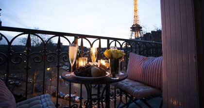 Unbelievable Home Away from Home with Balcony and Eiffel View