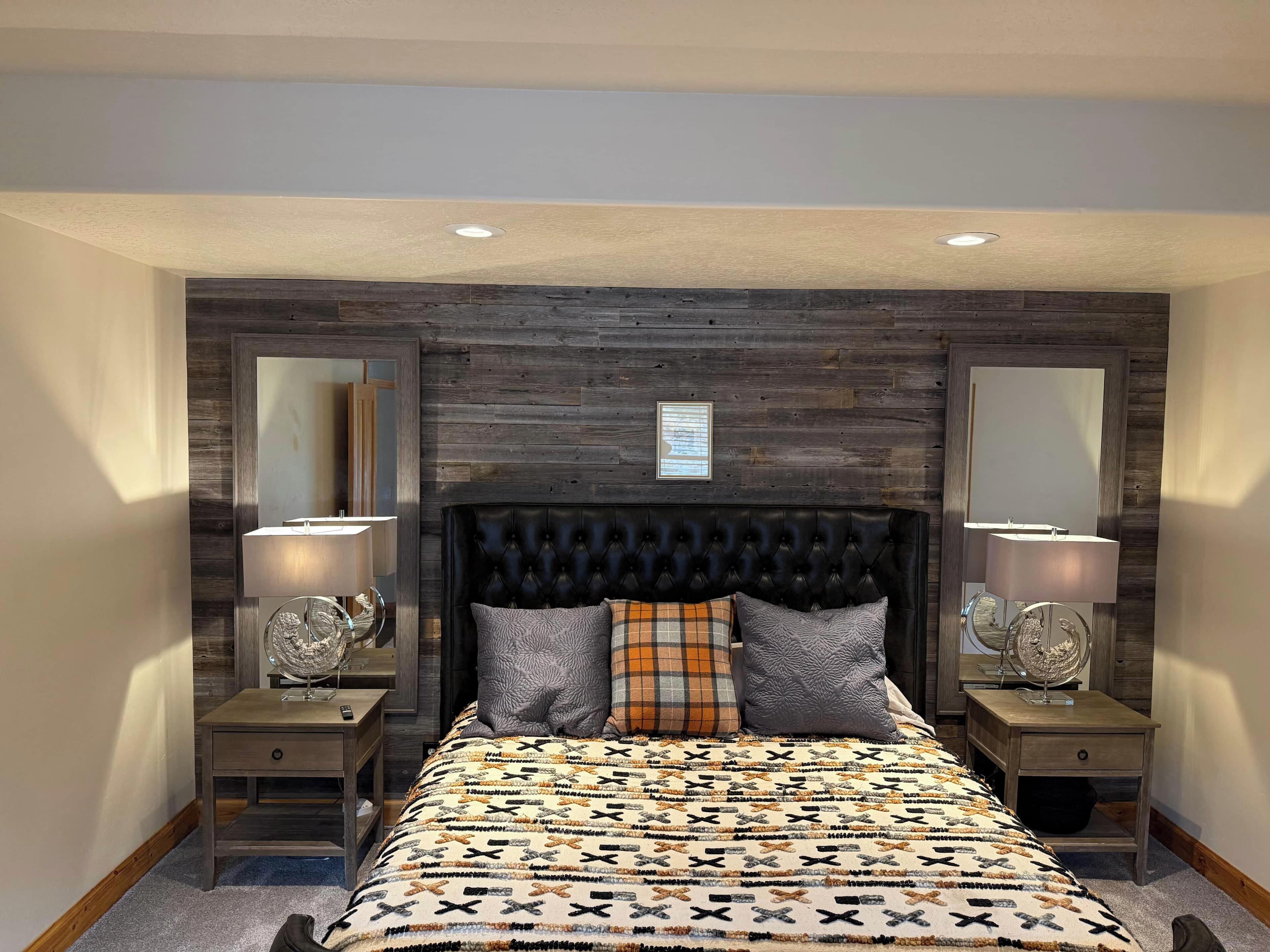 5 chambres, fer et planche à repasser, Wi-Fi, draps fournis