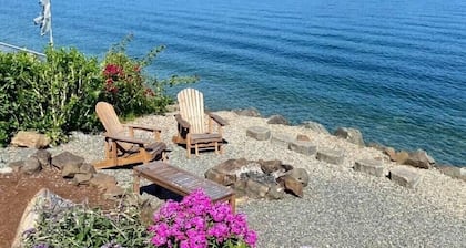 Puget Sound Beachfront Cabin near Gig Harbor, WA. Gone Fishin’ Cabin.