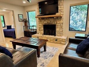 Smart TV, DVD player, books, offices