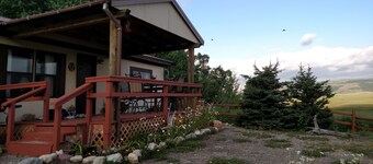 Vues Majestic Mountain - 15 minutes pour entrée East Glacier