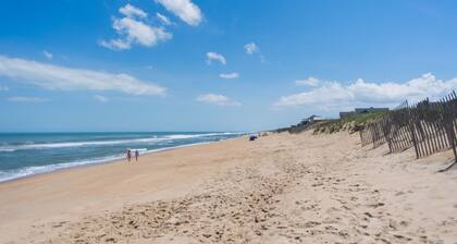 7 Bett / 5 Bad w / Pool & Hottub * Oceanfront & Hallenbad / Fitnessraum - zu Fuß zum Strand / Stadt!