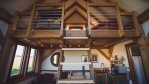 Unclassified image, 3 of 48, button - Cozy Timber Frame Cabin with Private Hot Tub and Amazing Views! (Manhattan)