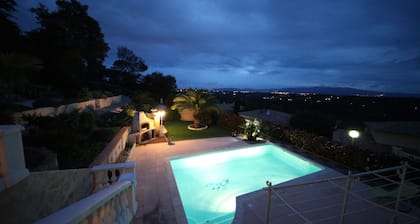 Hillsides in Frejus/St. Raphael, French Riviera (St. Tropez/Cannes)