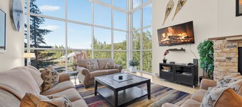 Magic Carpet 2 bdrm 2 bth plus game loft walking distance to Giant Steps Lifts
