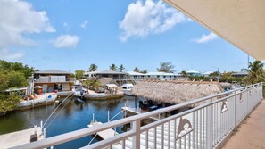Property grounds - Aug - Dec Open*Manatees*Waterview Balcony*28Nt Min*MM 99.5*Pet Friendly (Key Largo)