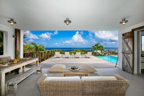 BREATHTAKING  SEA VIEW FROM ORIENT BEACH TO PINEL ISLAND, 3 Bedrooms
