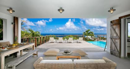 BREATHTAKING SEA VIEW FROM ORIENT BEACH TO PINEL ISLAND, 3 Bedrooms