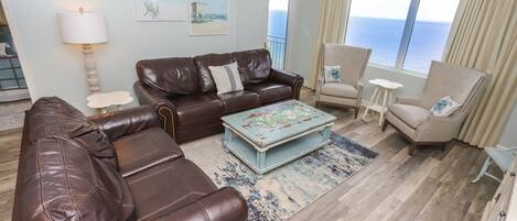 Smart TV, DVD player, table tennis, stereo