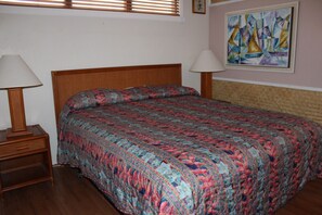 1 chambre, fer et planche Ă repasser, Wi-Fi, draps fournis