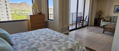 1 bedroom, in-room safe, iron/ironing board, travel cot