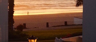 Gated Community with Oceanview Villas - Sandy Beach Access - Great Location! $99