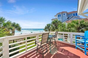 Property grounds - Surfin' Sea | 1 PM Check In! | Modern Updated Gulf-Front Home | Private Pool | FREE Beach Chairs Within Steps | 6-Seat Golf Cart in Garage! | Stunning Views! (Miramar Beach)