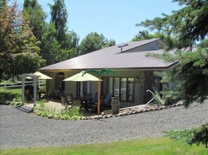 Exterior - Vacation Rental  with pool and access to Bay with dock and launching abilities. (Sterling)