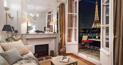 Dream-Come-True With Breathtaking Eiffel & Paris Views + Terrace