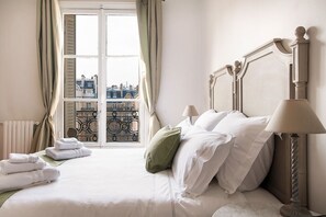 3 Schlafzimmer, Bügeleisen/Bügelbrett, Reisekinderbett, kostenloses WLAN