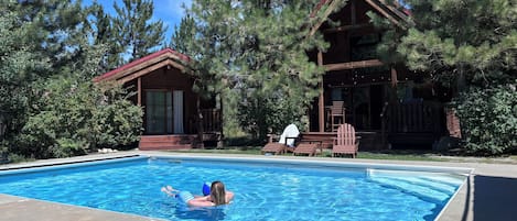 Piscine extérieure, piscine chauffée