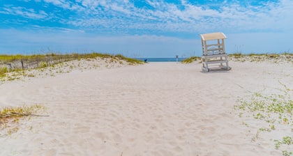 2 Bedroom, Across the street from the beach! & Pup-Friendly!