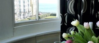 Romantic with Sea View Sleeps 2-4