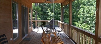 Unforgetable Large 2BR/ 2Bath, with lake access on Lake Ouachita and lake view