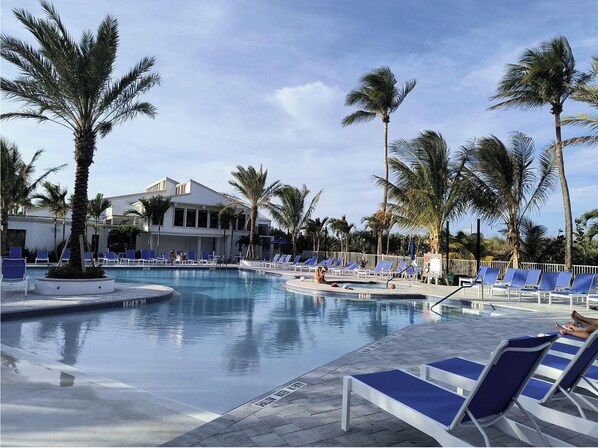 Outdoor pool, a heated pool