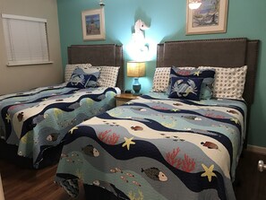 3 bedrooms, iron/ironing board, bed sheets