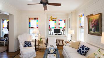 Smart TV, fireplace, video games, books