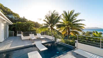 Infinity-pool