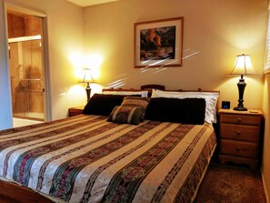 5 Schlafzimmer, Schreibtisch, Bügeleisen/Bügelbrett, kostenloses WLAN