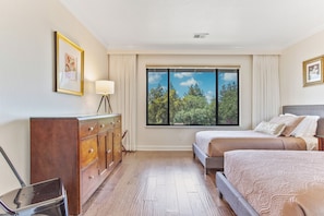 2 chambres, fer et planche Ă repasser, Wi-Fi gratuit, draps fournis