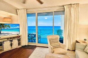Smart TV, DVD player - Happy Hours@Shores of Panama | Beachfront Resort Pools, Hot Tub & Tiki Bar (Panama City Beach)