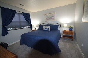 2 chambres, fer et planche à repasser, lit parapluie, Wi-Fi gratuit