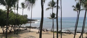 Kona Condo - Ocean Front Complex - Amazing Ocean View & Beach View !!!