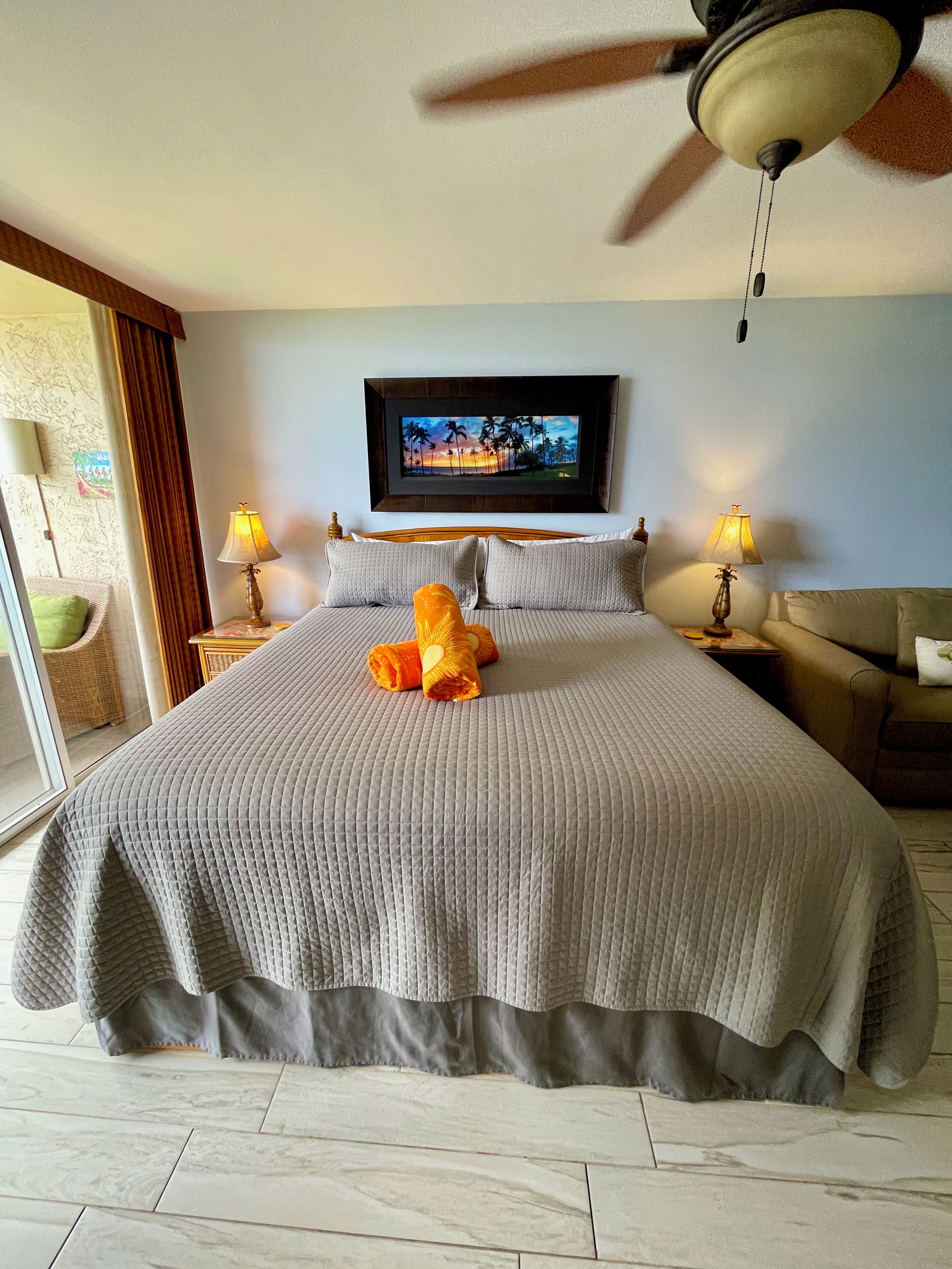 Een strijkplank/strijkijzer, gratis wifi, beddengoed