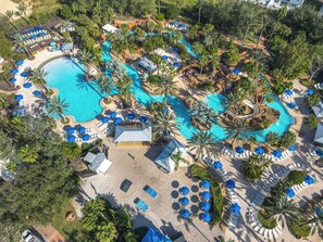 Outdoor pool, a heated pool -  Reunion WATER PARK,free shuttle to Disney,Reunion golf, on-site dining. (Kissimmee)