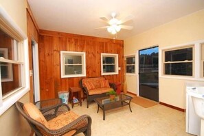 Smart TV, fireplace, DVD player, books