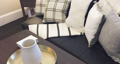 Harvinaista löytää! Kaunis, upouusi 3 BR / 3BA Duplex, North End Boston 6-7 vierasta