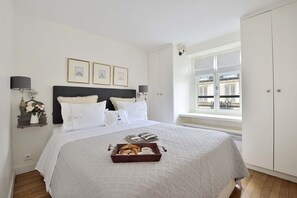 1 camera, ferro/asse da stiro, culla da viaggio, Wi-Fi gratuito