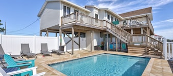 7 Bedroom Beach House with POOL!! Gulf Front and Bay Front
