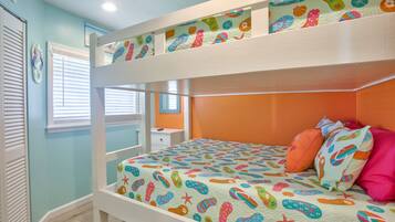 7 bedrooms, iron/ironing board, travel cot, free WiFi