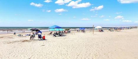 Sun-loungers, beach towels