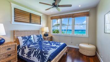 6 quartos, cofres nos quartos, escrivaninha