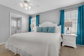 4 makuuhuonetta, silitysrauta/-lauta, ilmainen Wi-Fi, vuodevaatteet