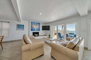 Smart TV, fireplace, offices