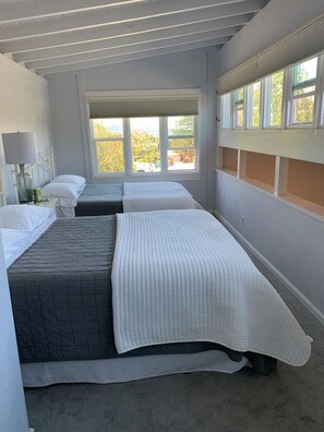 1 chambre, fer et planche à repasser, Wi-Fi gratuit, draps fournis