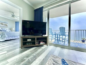 2 Schlafzimmer, Bügeleisen/Bügelbrett, Reisekinderbett, kostenloses WLAN