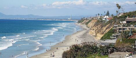 Chaise longue, serviettes de plage